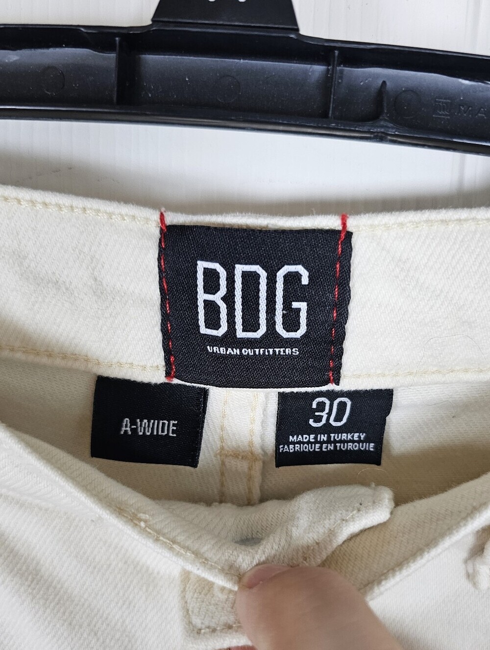 BDG high-rise wide-leg jeans Size 30 - Picture 2 of 3